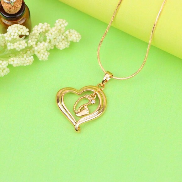 "Rose Gold Heart Pendant with Baby Footprint Charm – Elegant Look, XPPT1199 - Picture 5 of 13